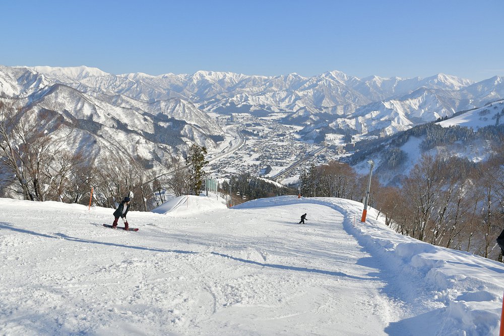 湯沢中里スノーリゾート